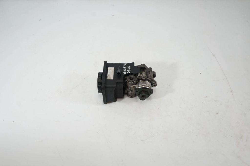 Power steering pump (4)