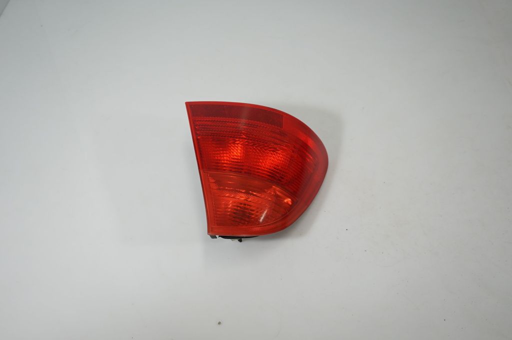 Rear/tail lights (3)