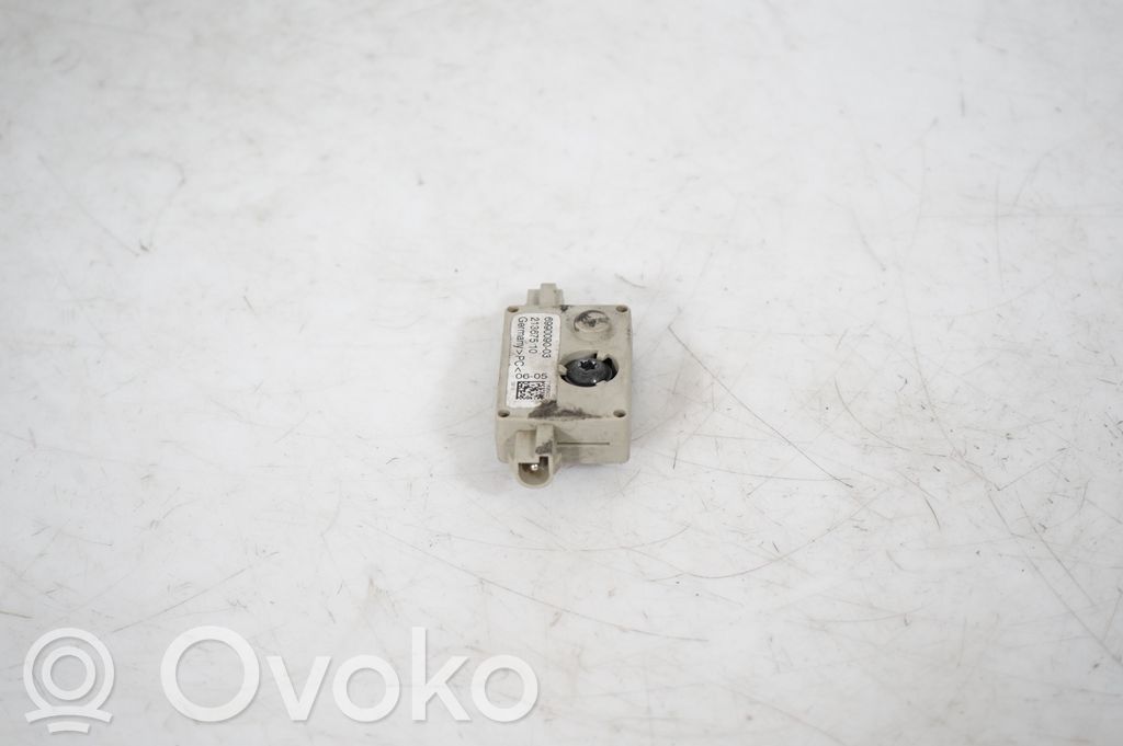 Aerial antenna amplifier (2)