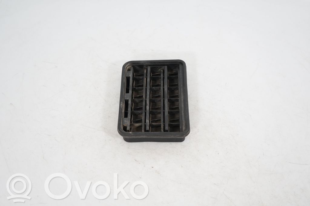 Quarter panel pressure vent (2)