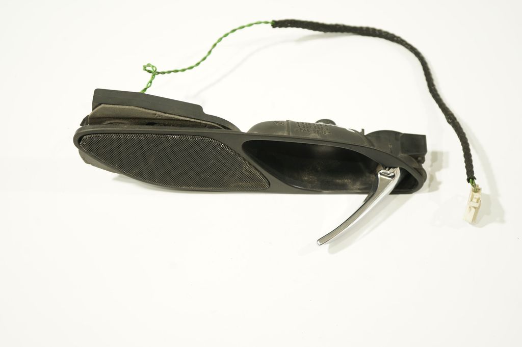 Front door interior handle (6)