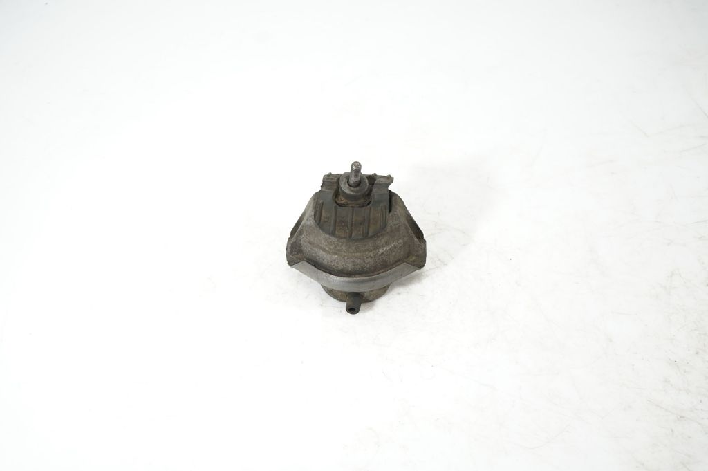 Engine mount bracket (2)