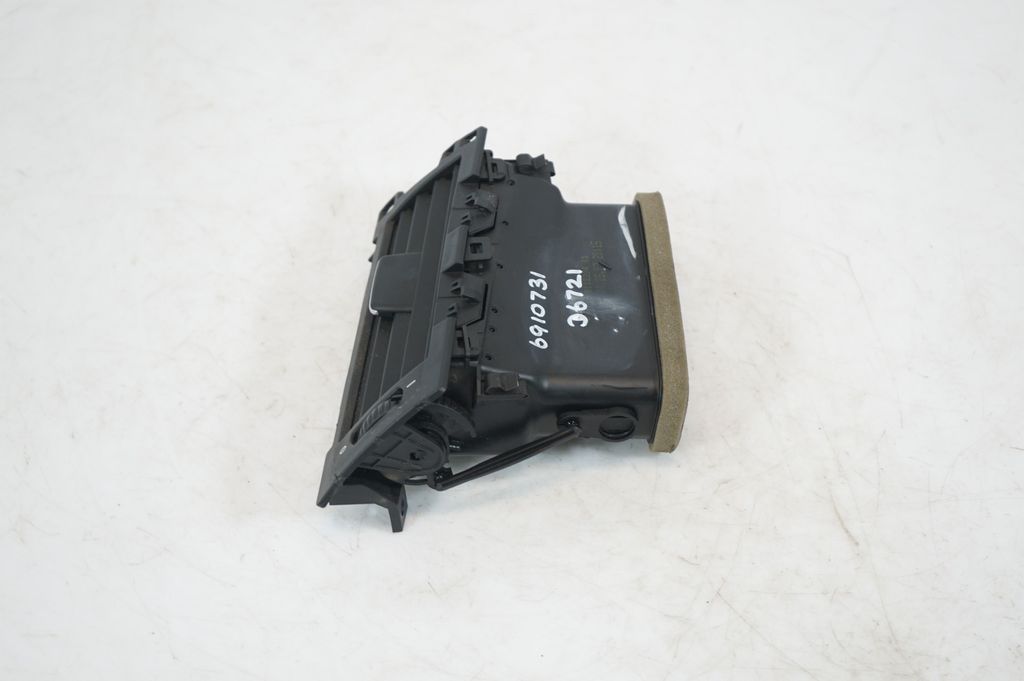 Dashboard side air vent grill/cover trim (2)