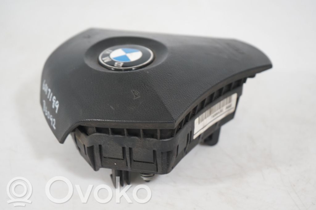 Steering wheel airbag (7)