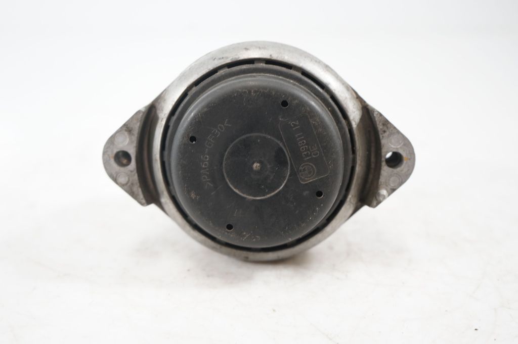 Engine mount bracket (6)