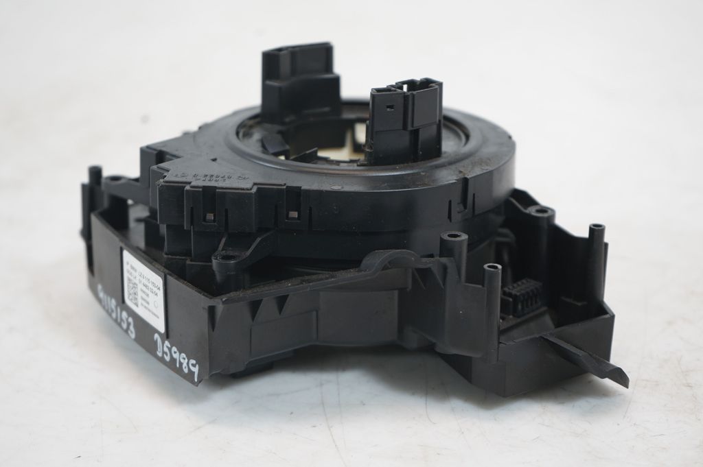 Wiper turn signal indicator stalk/switch (7)