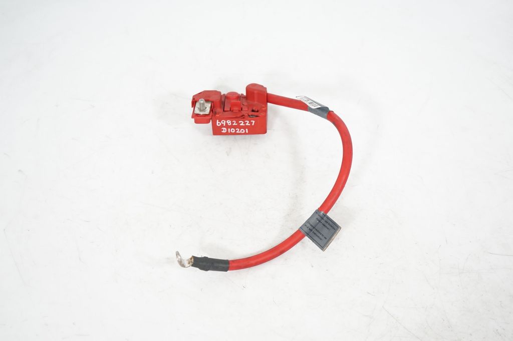 Positive cable (battery) (2)