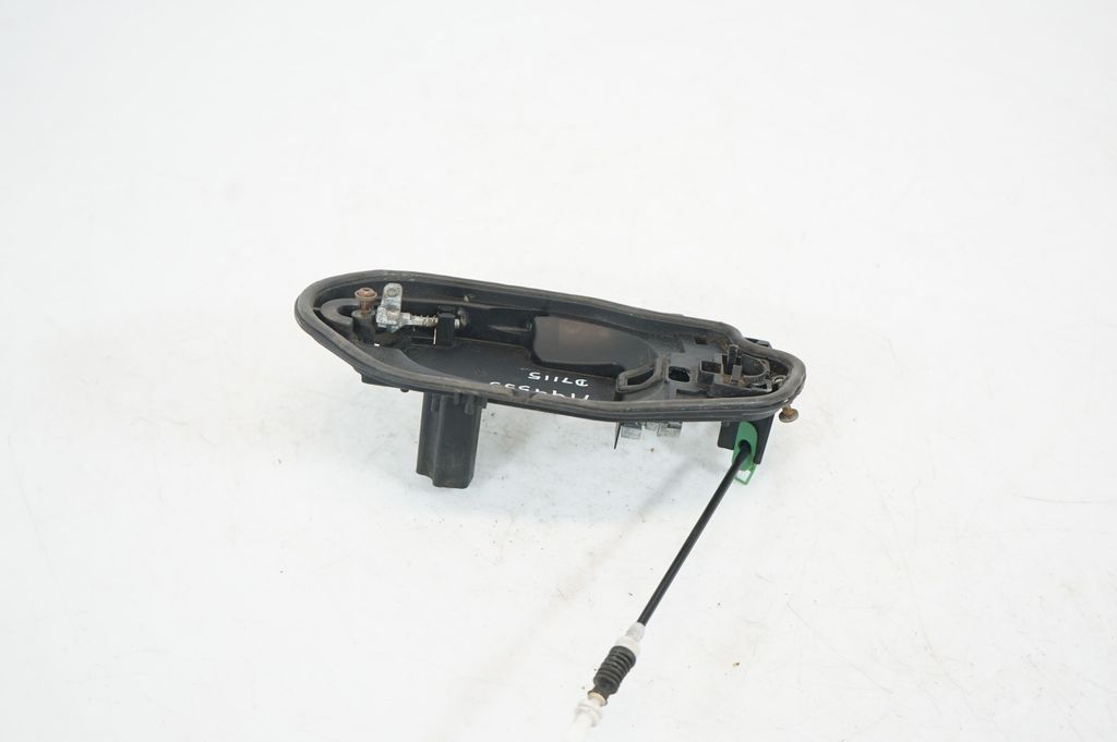 Rear door exterior handle (3)