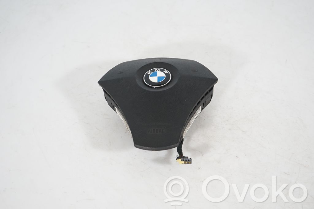 Steering wheel airbag