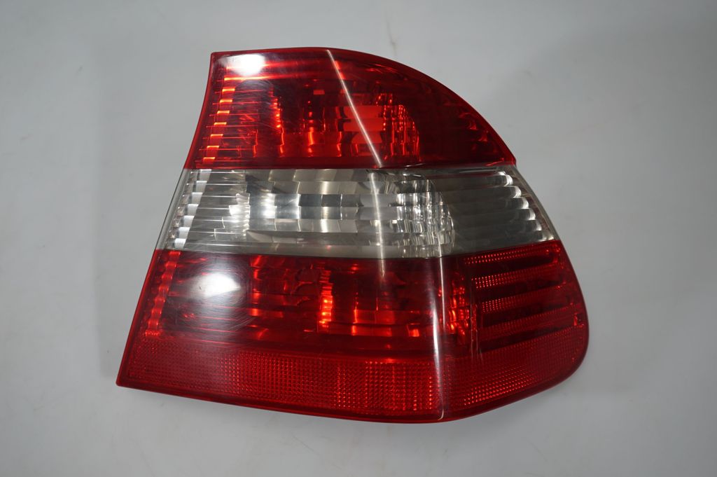 Rear/tail lights (6)