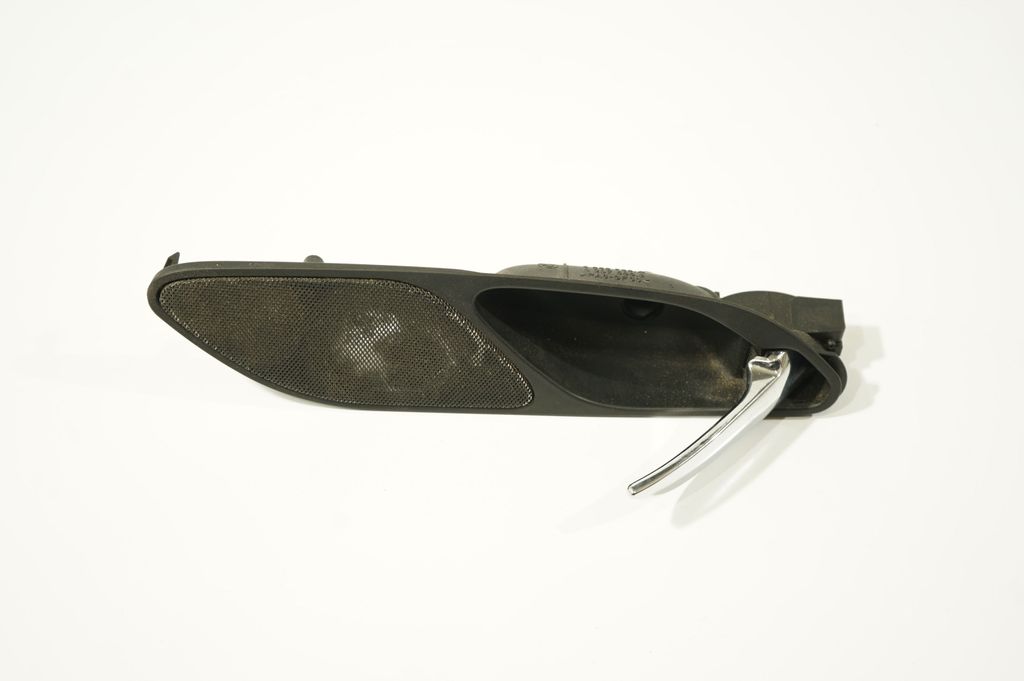 Front door interior handle (6)