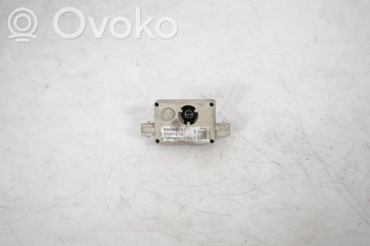 Aerial antenna amplifier