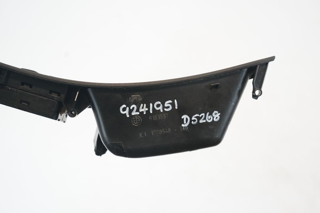 Electric window control switch (8)