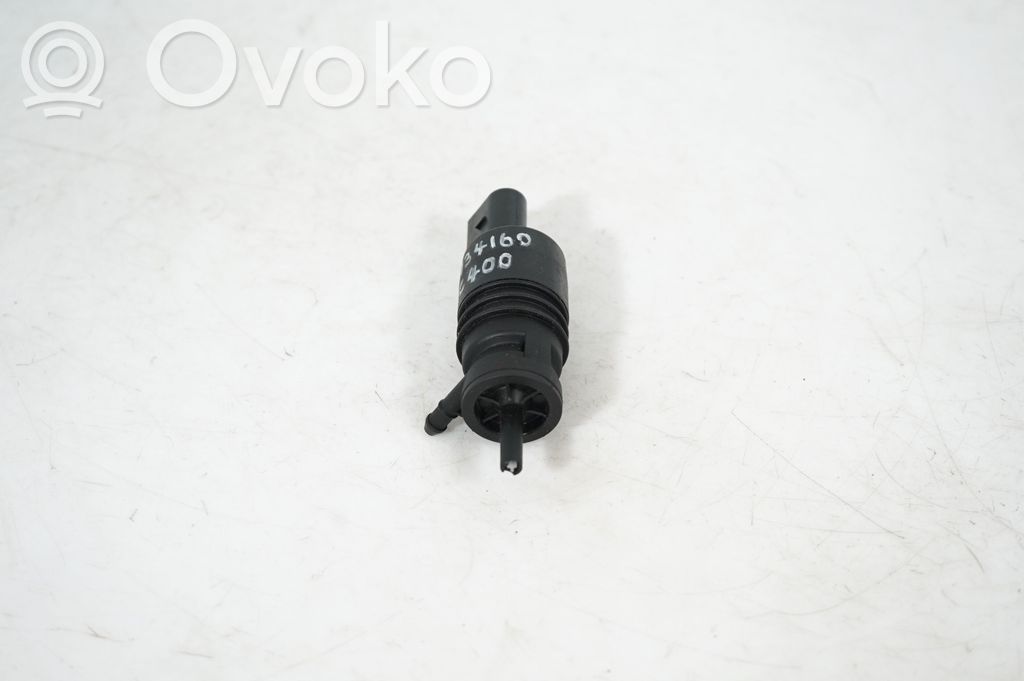 Windscreen/windshield washer pump (2)
