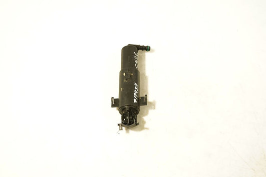 Headlight washer spray nozzle