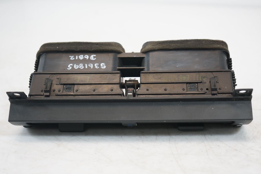 Dash center air vent grill (9)