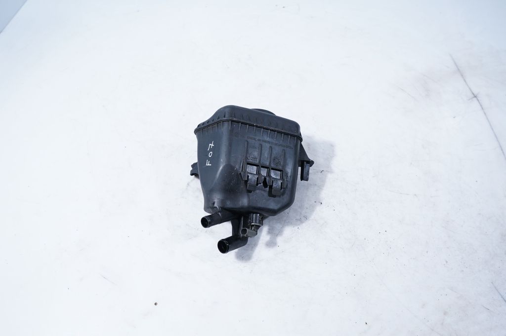 Power steering fluid tank/reservoir (6)