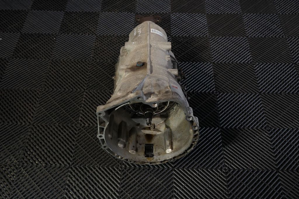 Manual 5 speed gearbox (2)