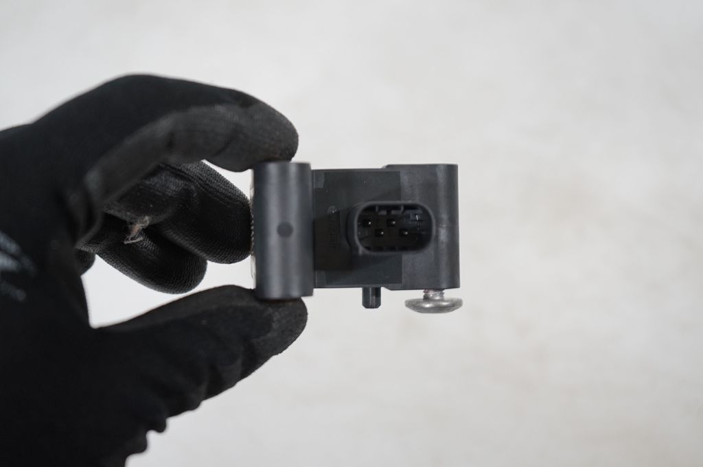 Airbag deployment crash/impact sensor (6)