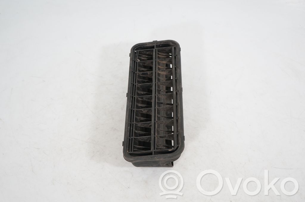 Quarter panel pressure vent (4)