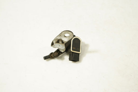 Headlight/headlamp level sensor