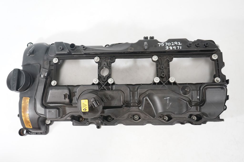 Rocker cam cover (9)