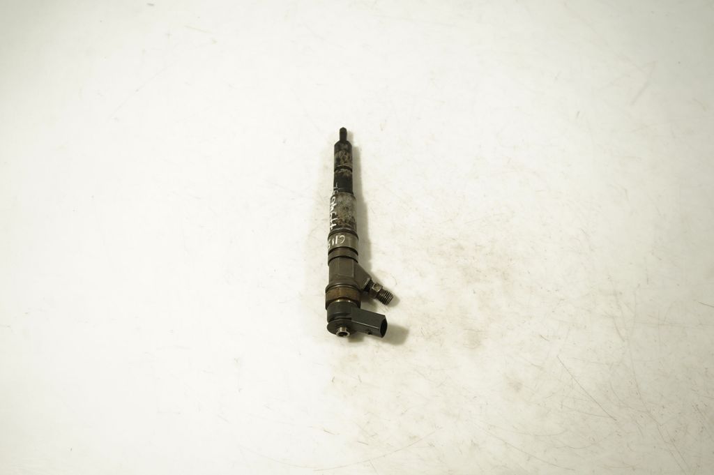 Fuel injector (3)