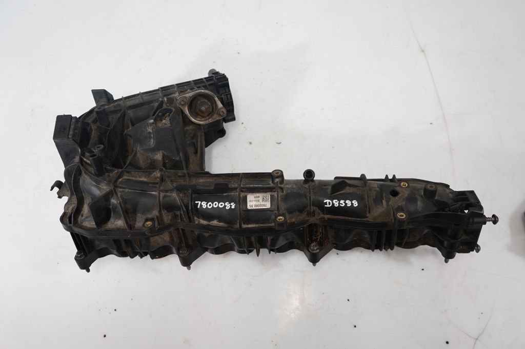 Intake manifold (9)