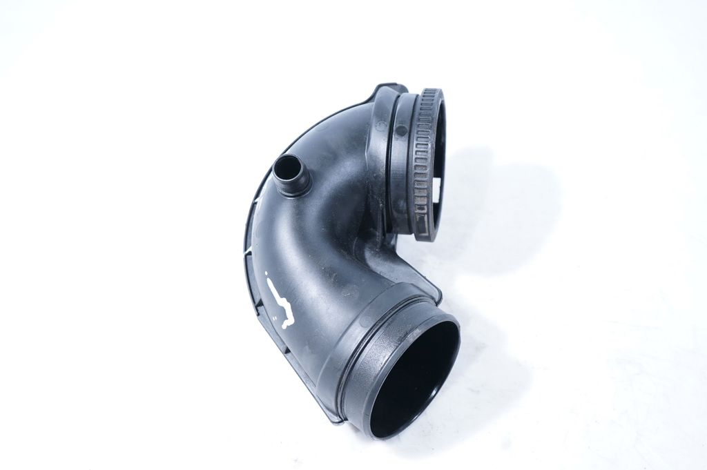 Air intake hose/pipe (4)