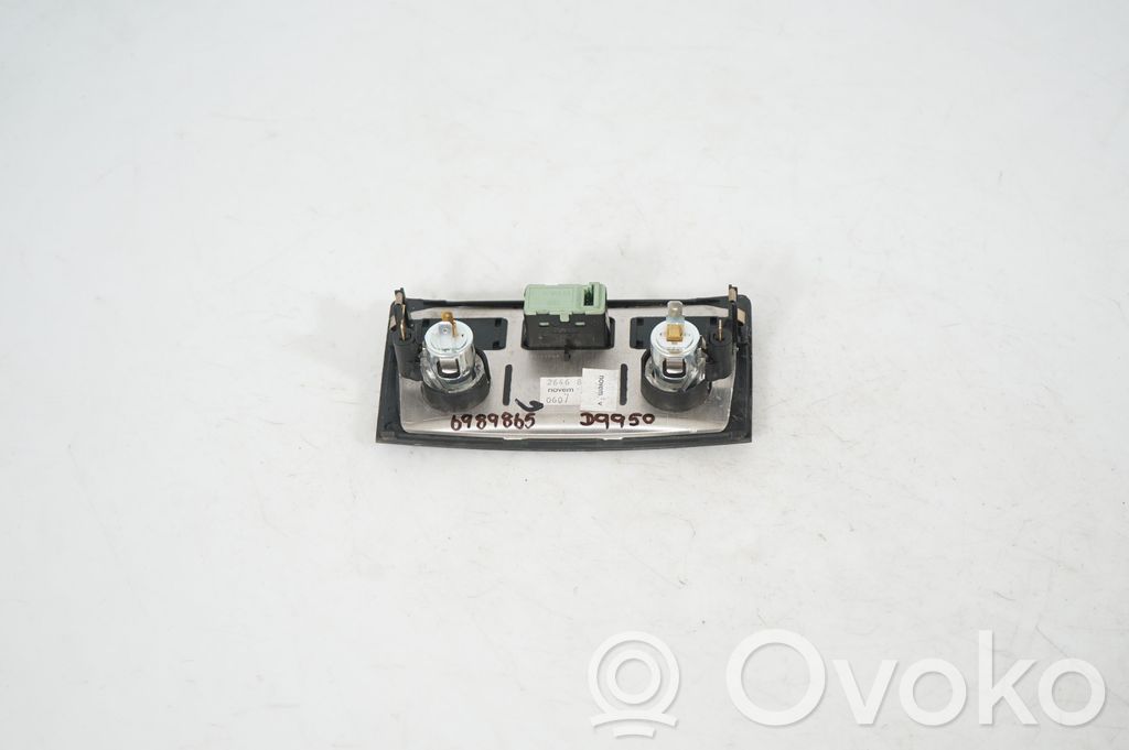 12 V Socket (rear) (5)