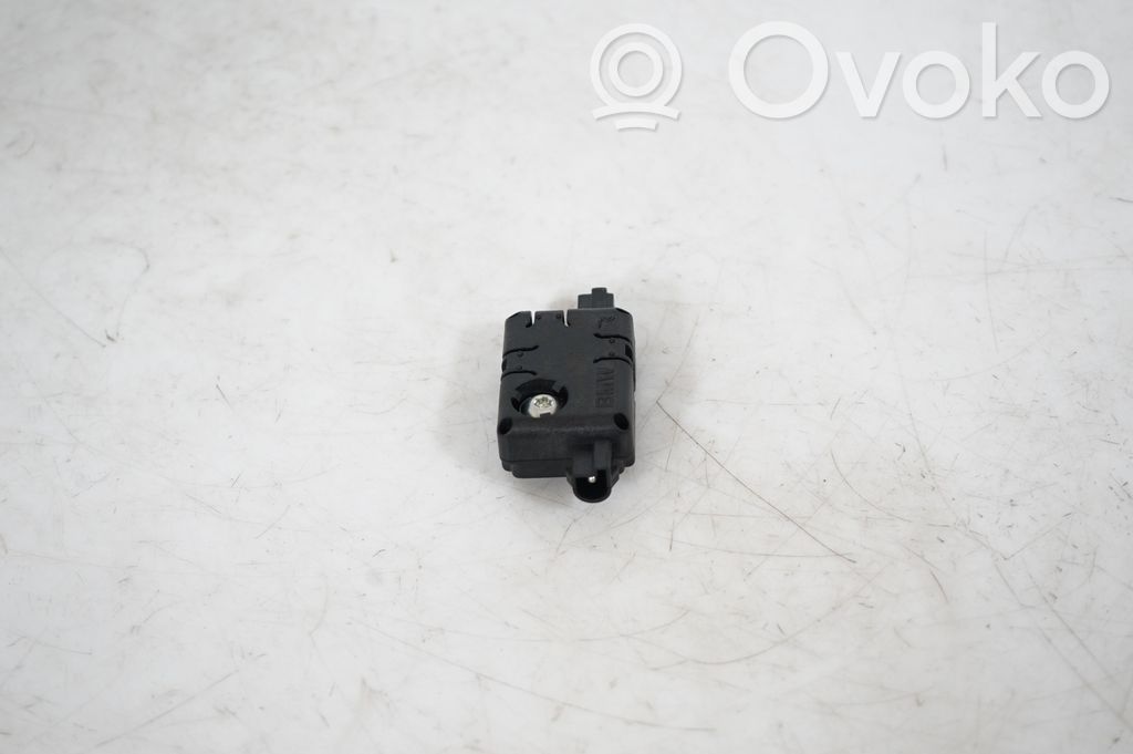 Aerial antenna amplifier (4)