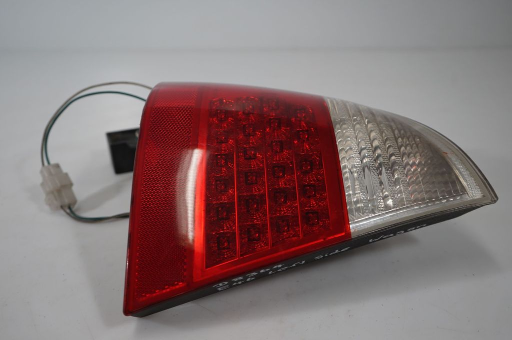 Rear/tail lights (6)