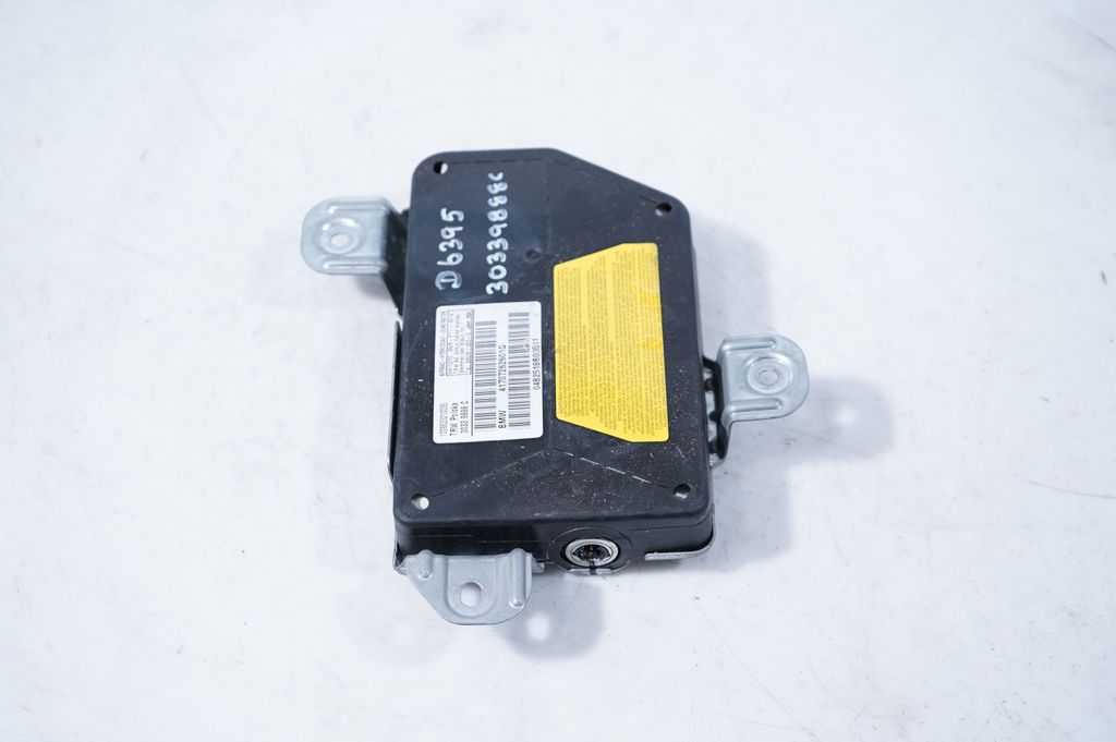 Front door airbag (4)