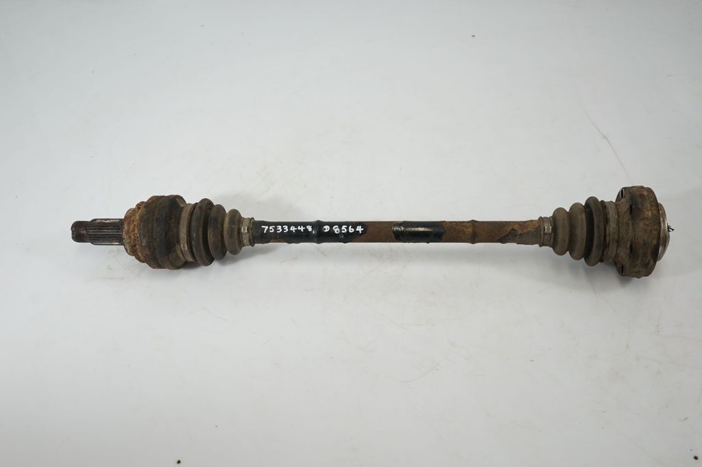 Rear driveshaft
