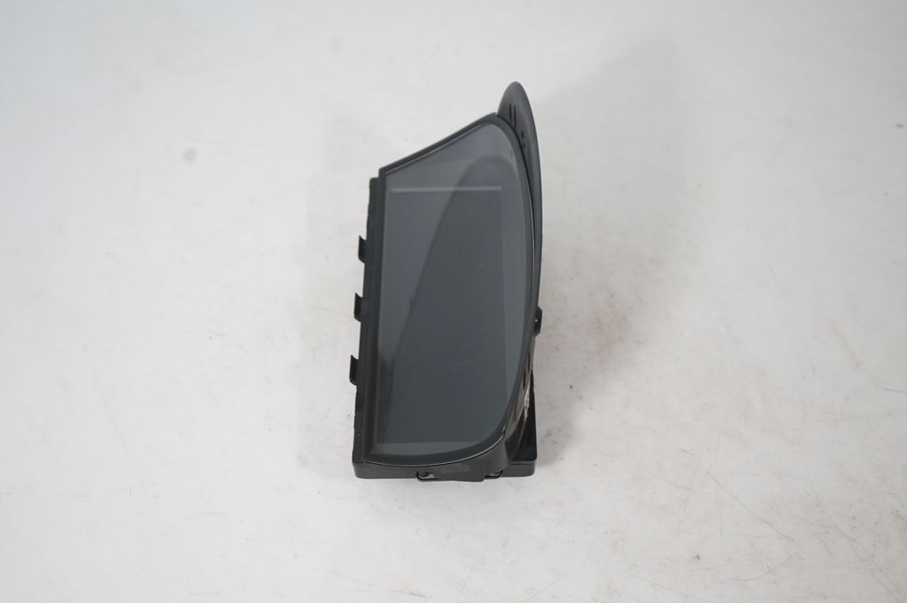 Screen/display/small screen (2)