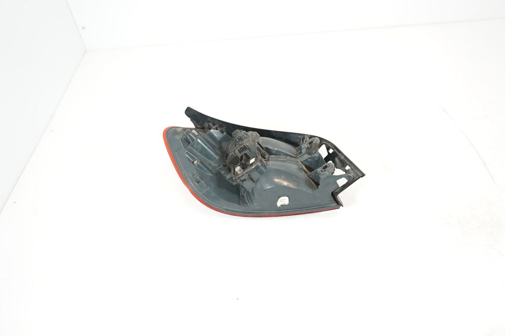 Rear/tail lights (5)