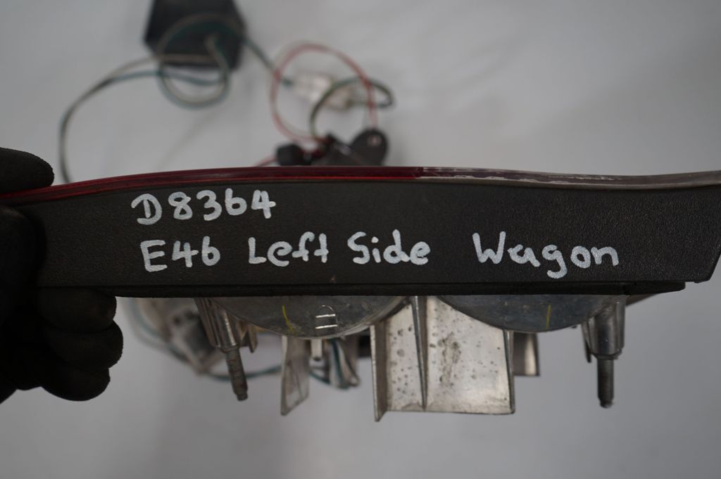 Rear/tail lights (8)