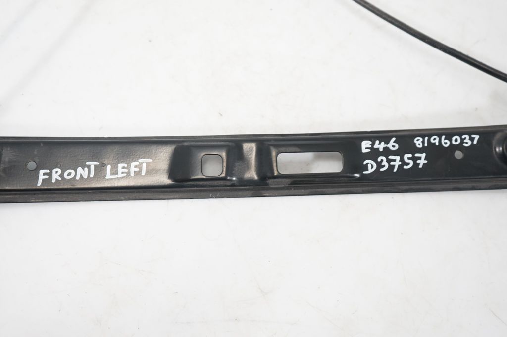 Front door window regulator with motor (9)