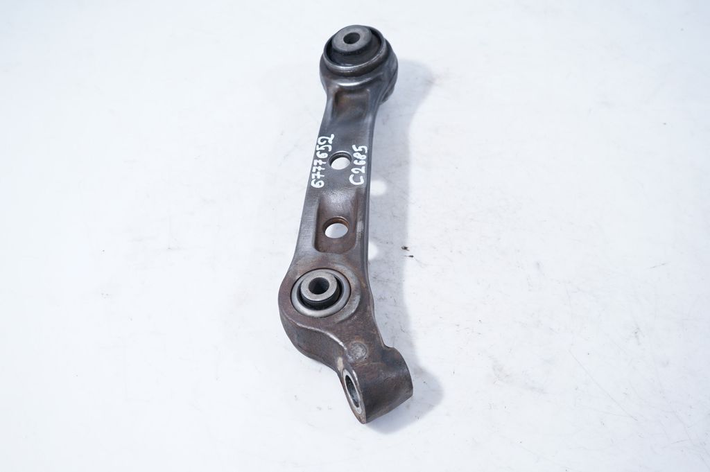 Front control arm (4)