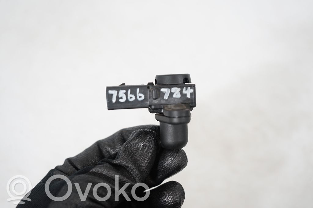 Air pressure sensor (11)
