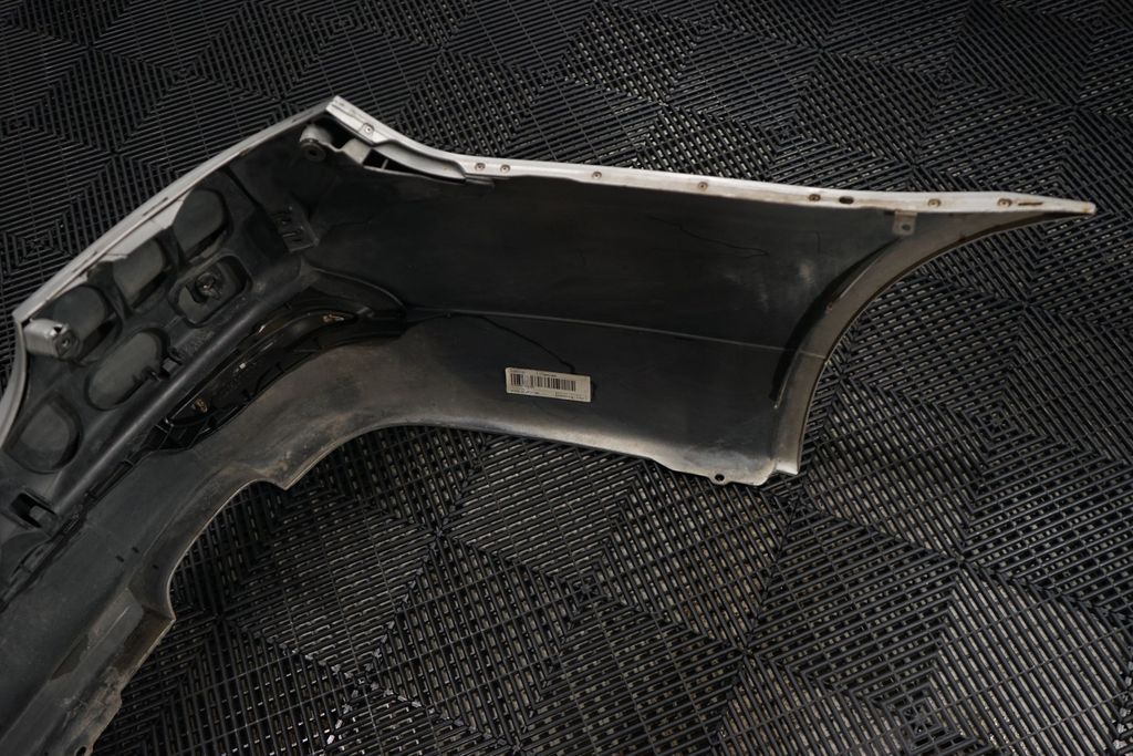 Rear bumper (11)