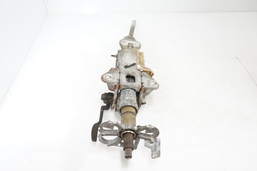 Steering wheel axle (5)