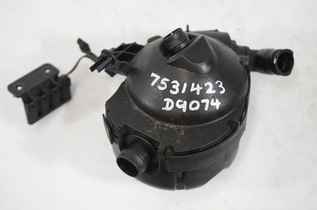 Oil breather separator (7)