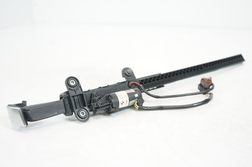 Seat belt height adjuster (7)