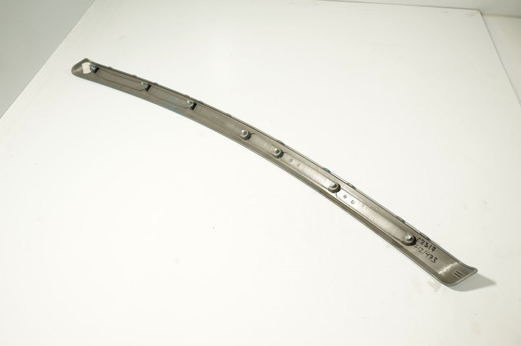 Dashboard center trim panel (2)
