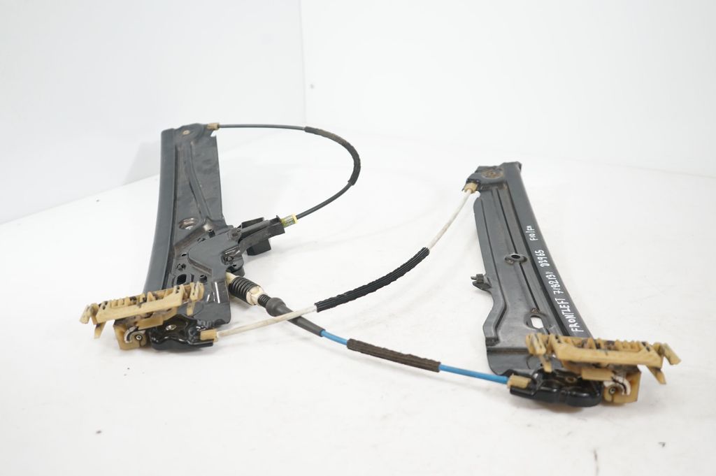 Front door window regulator with motor (7)