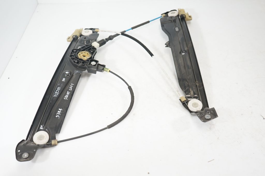Front door window regulator with motor (4)