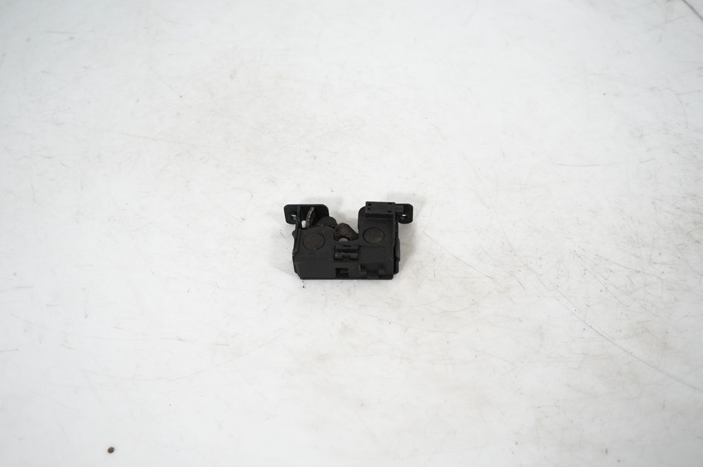 Engine bonnet/hood lock/catch (5)