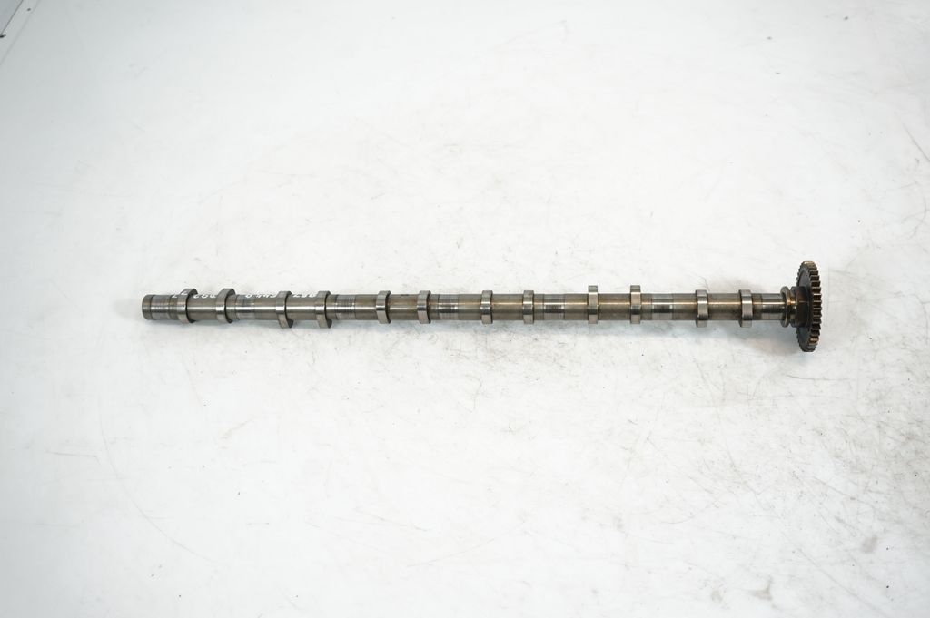 Camshaft (3)