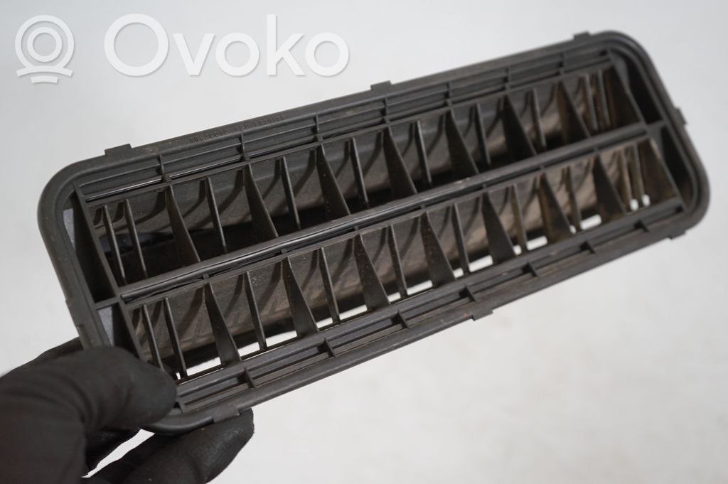 Quarter panel pressure vent (6)